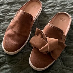UGG Women's Luci Tan Suede Mules with Bow chestnut cognac 10